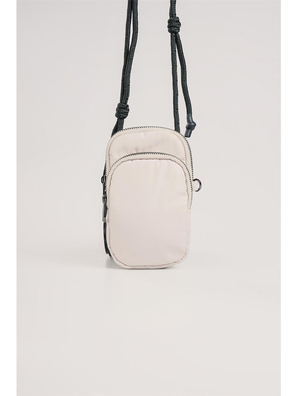 ÇÇS Kadın Çapraz Askılı Çanta 17739: Şıklığı Cebinde Taşı! 