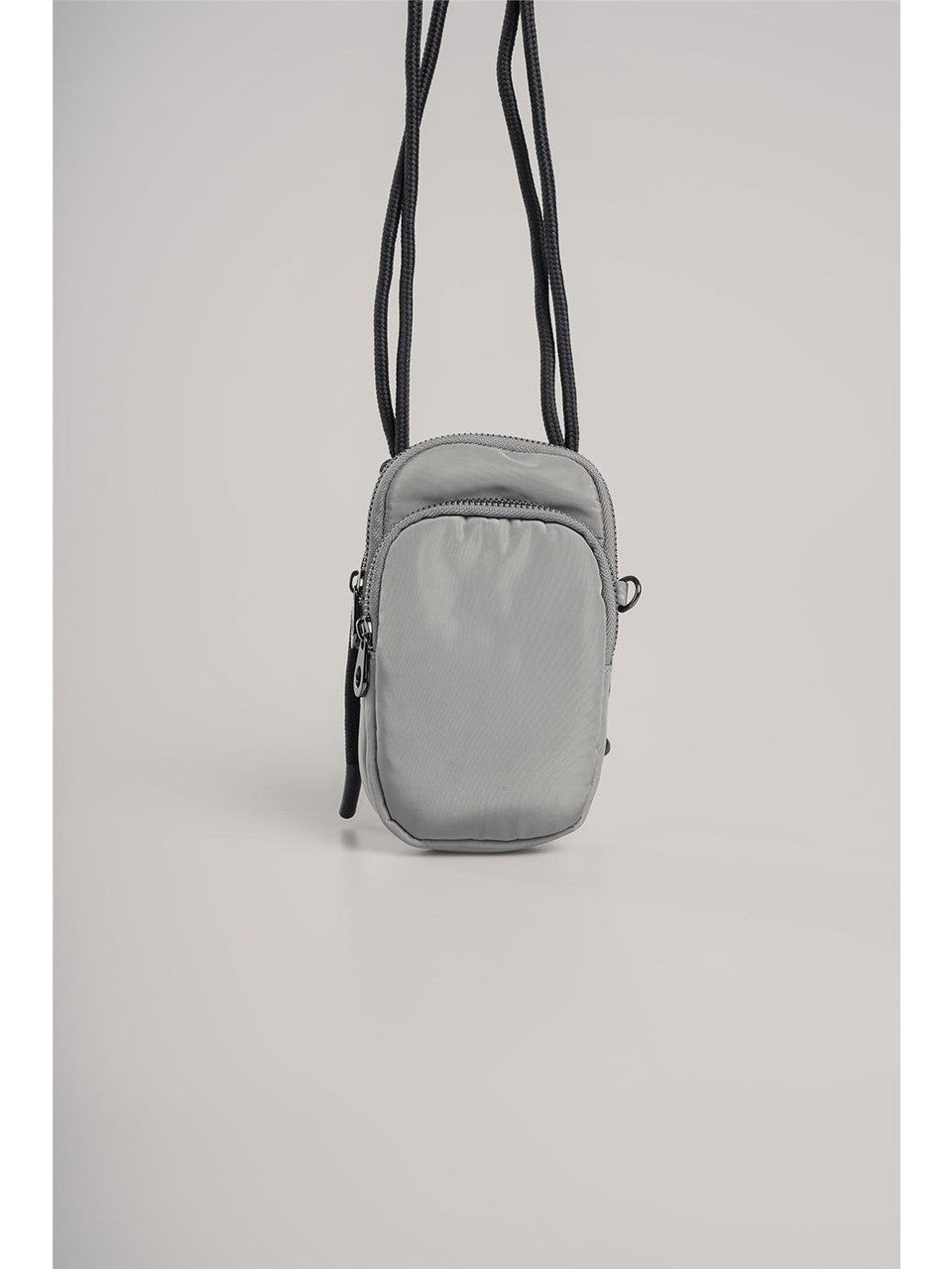 ÇÇS Kadın Çapraz Askılı Çanta 17739: Şıklığı Cebinde Taşı! 