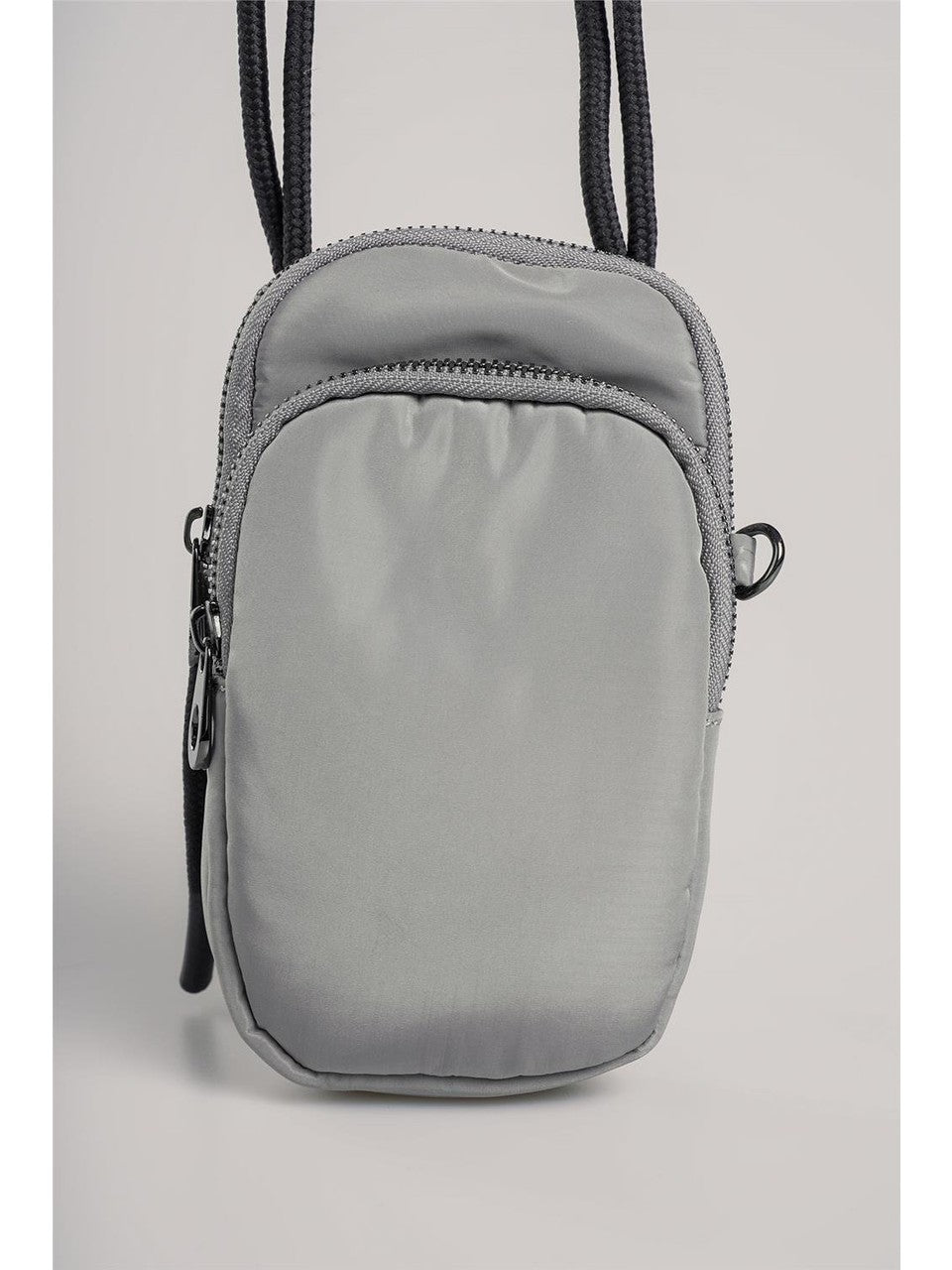 ÇÇS Kadın Çapraz Askılı Çanta 17739: Şıklığı Cebinde Taşı! 