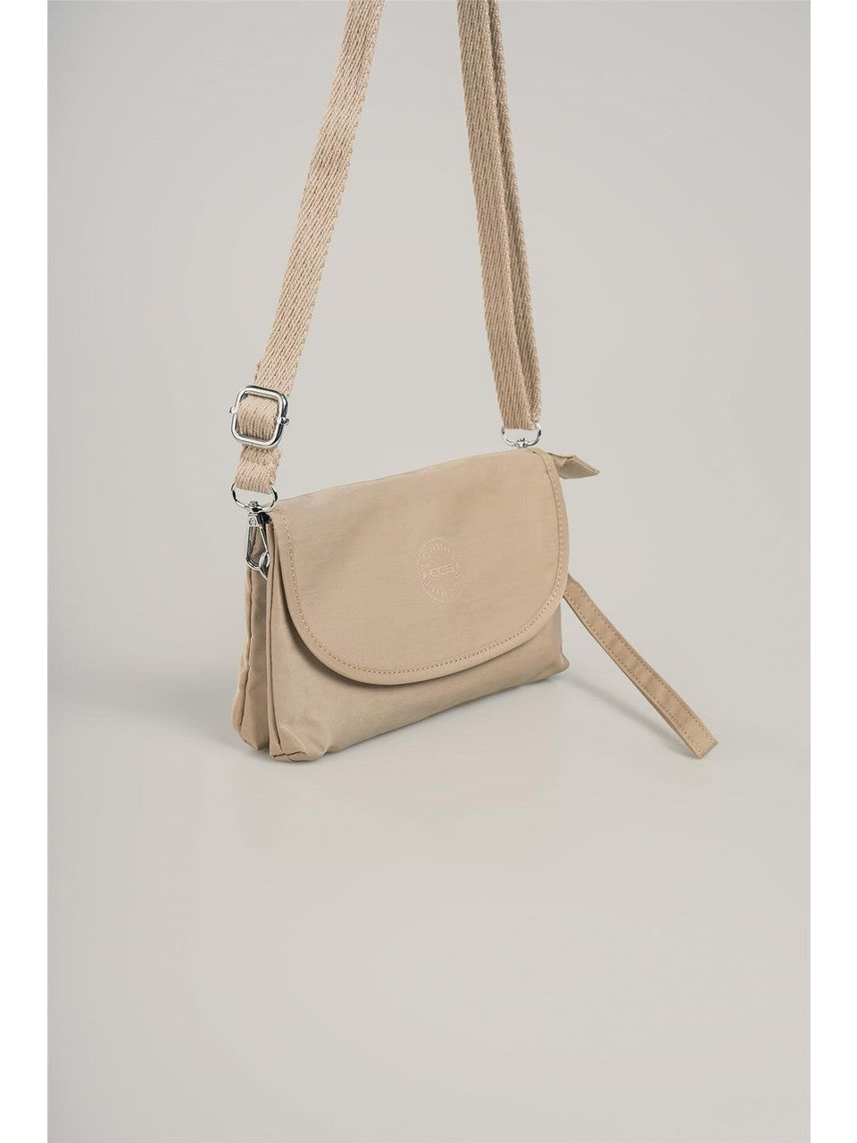 ÇÇS Kadın 17970 Omuz ve Kol çantası: Şıklık ve Çok Yönlülük 