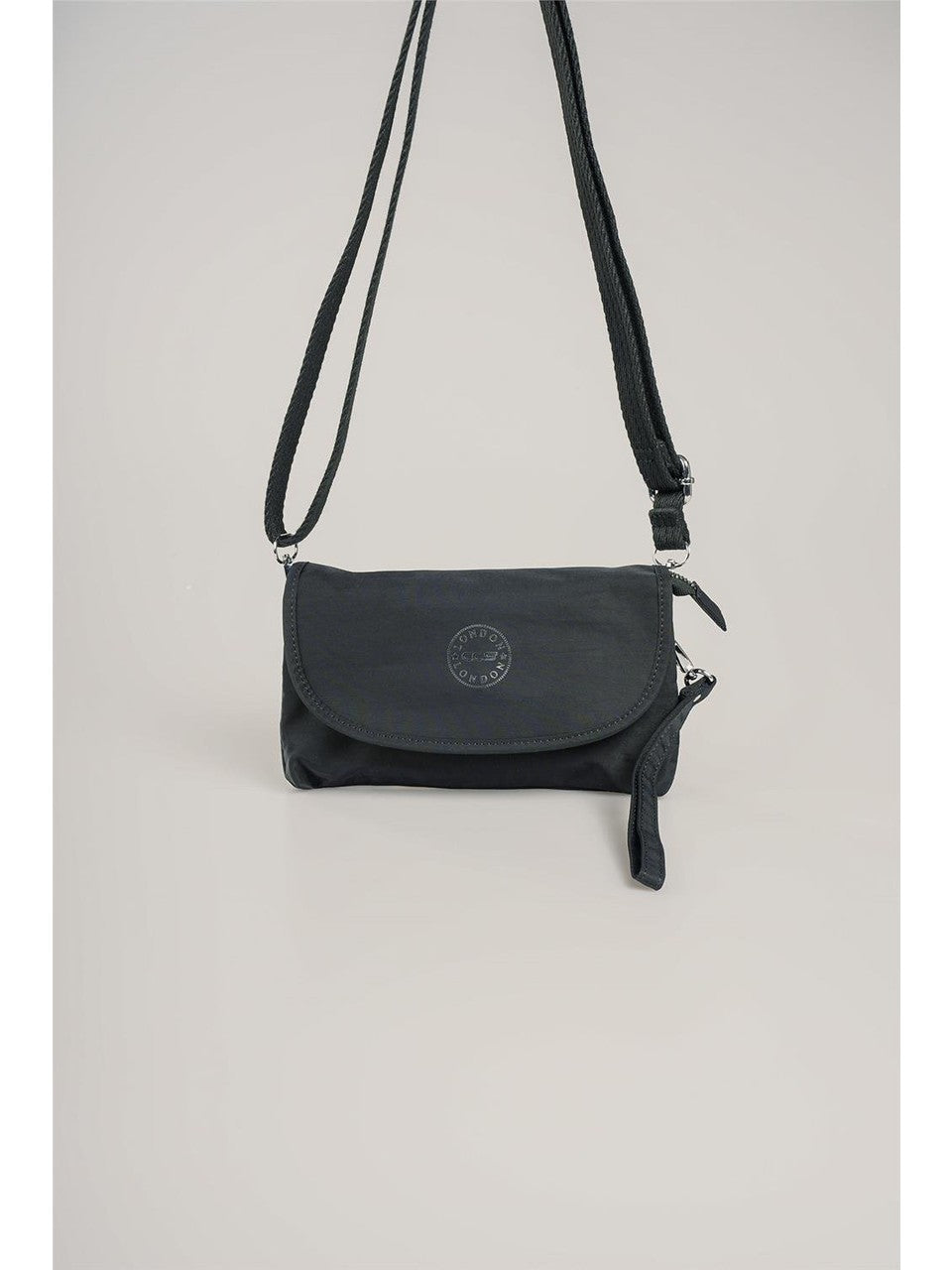 ÇÇS Kadın 17970 Omuz ve Kol çantası: Şıklık ve Çok Yönlülük 