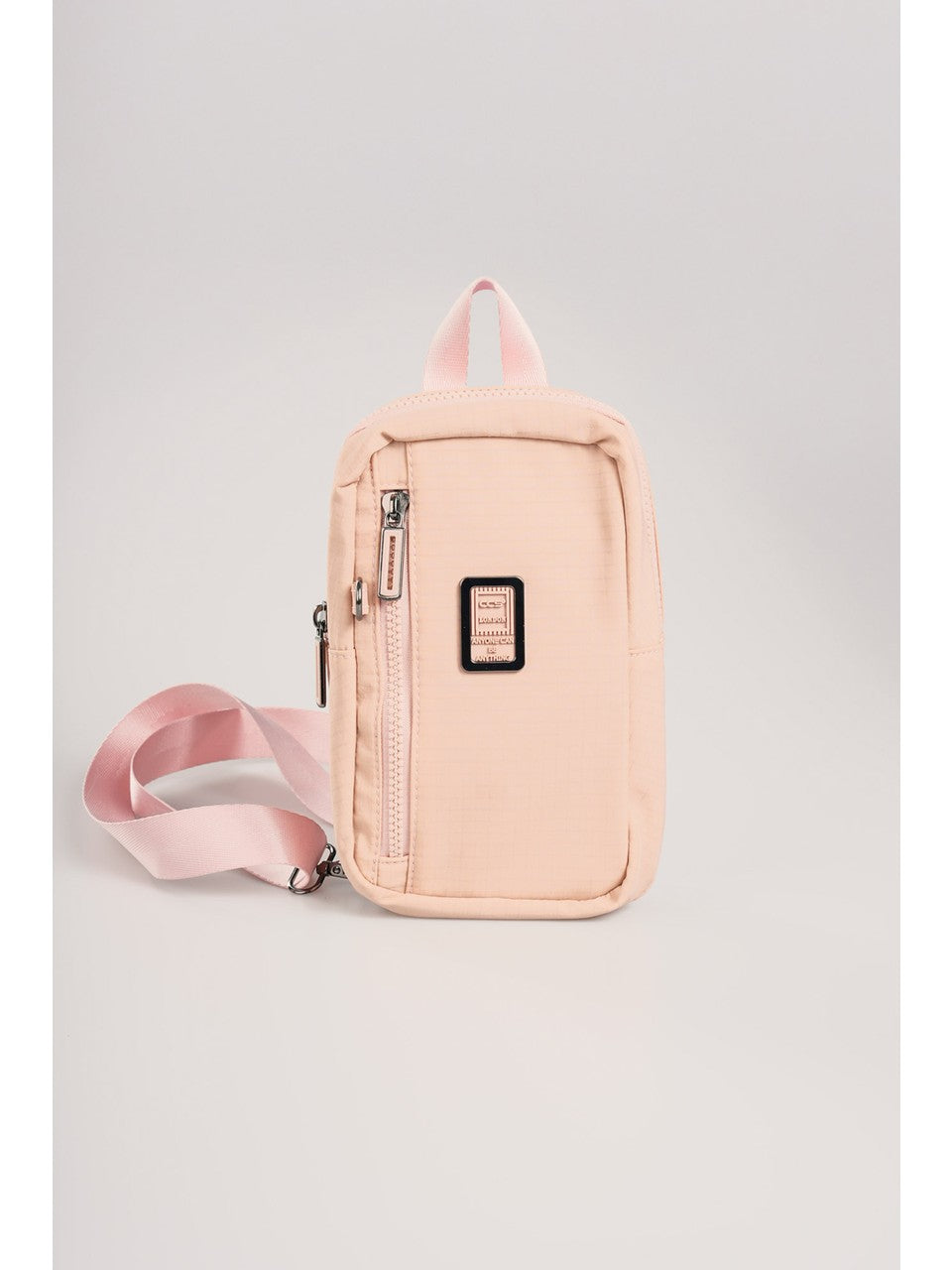 Kadın Çapraz Çanta: Minimalist Tasarım, Maksimum Pratiklik! 