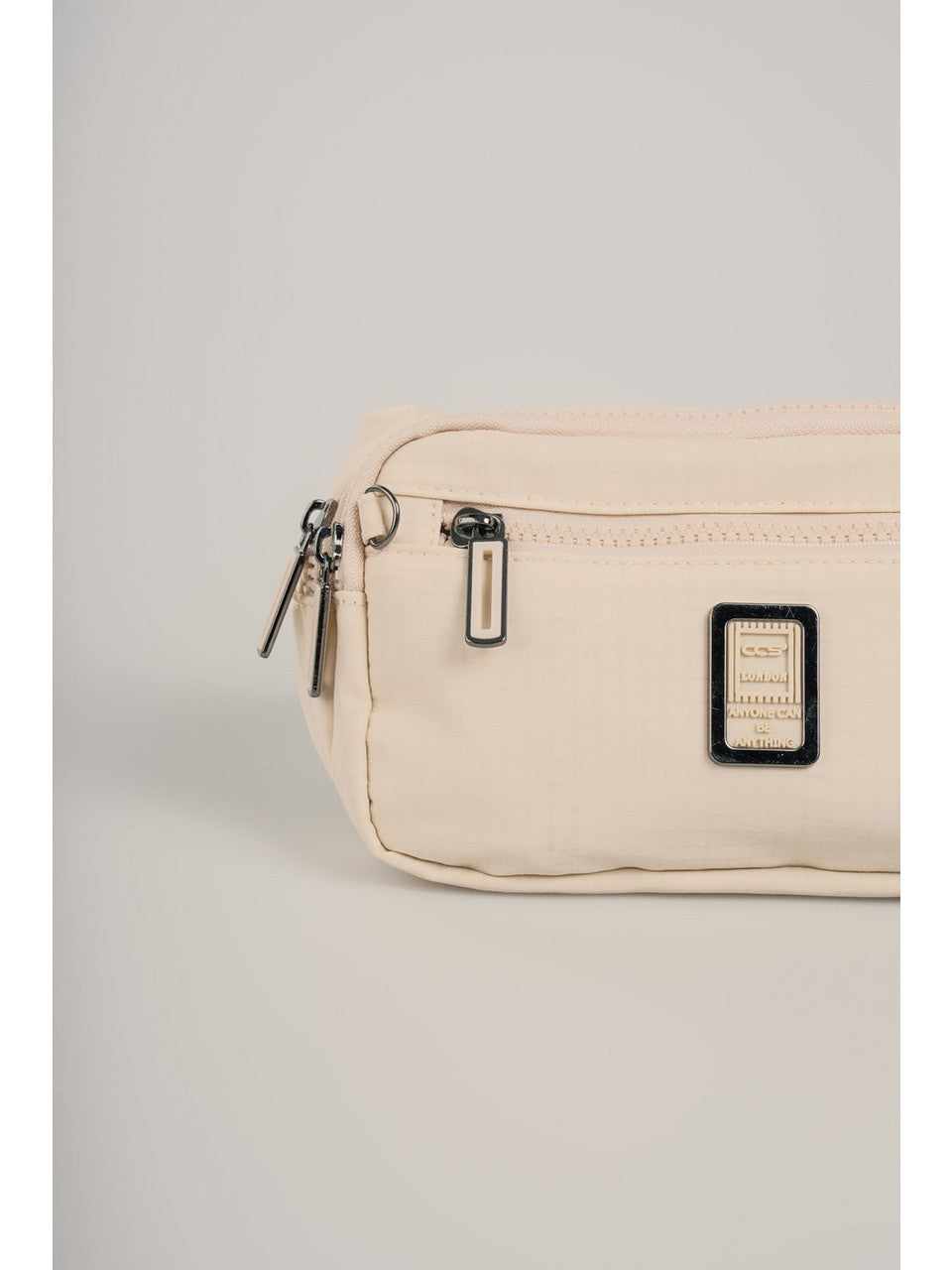 ÇÇS 17993 Kadın Çapraz Çantası Kompakt Tasarım, Maksimum Düzen