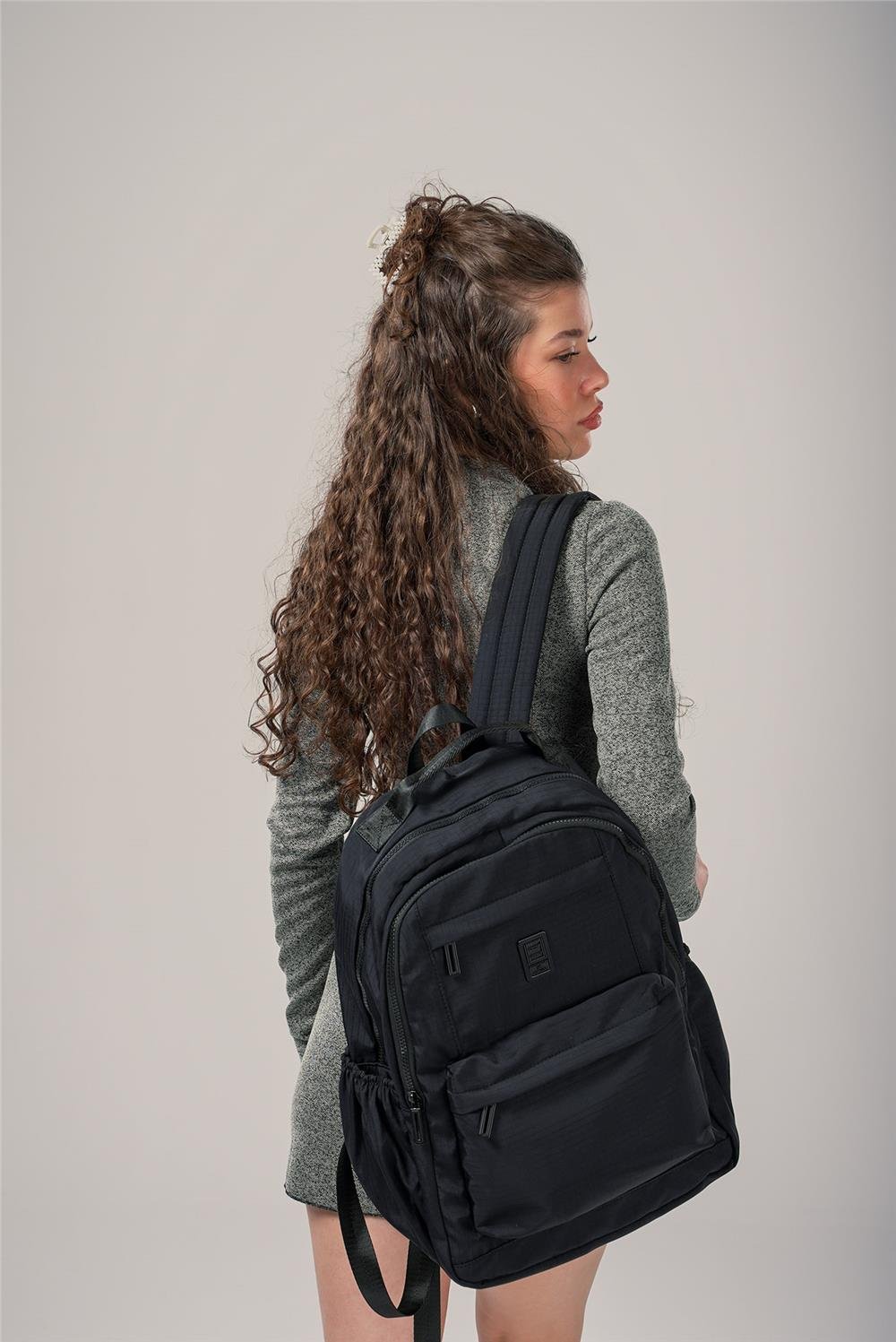 ÇÇS17995 Kadın Sırt Çantası Seyahatlerinizin ve Günlük Hayatınızın Vazgeçilmezi! 